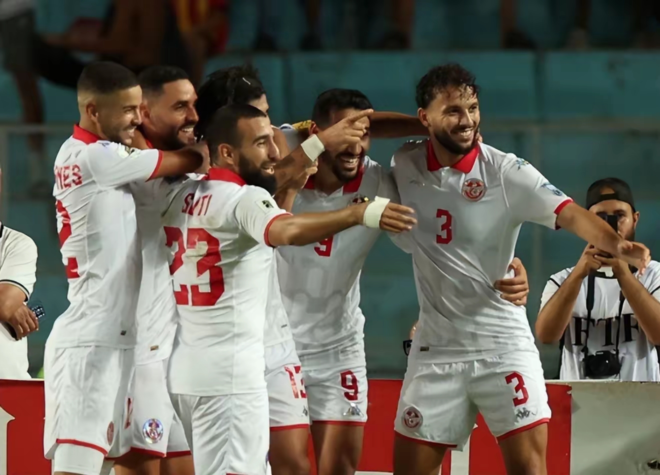 皇冠app下载-赛前法国杯焦点战，纽卡斯尔迎来里程碑，气氛紧张，阵容厚度经受考验的简单介绍