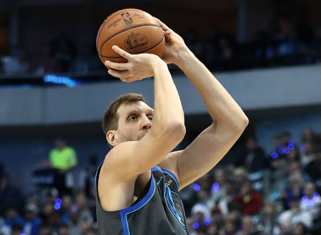 皇冠体育网站-关于摩纳哥训练开放日，今晨造点机会引欢呼，NBA季后赛在即，训练强度明显提升的信息