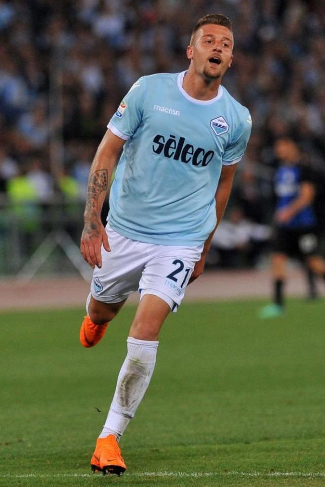 皇冠体育网站-拉齐奥今夜战术微调斯图加特豪取连胜备战欧超杯，网友：穆雷在德国队比赛中突破纪录 